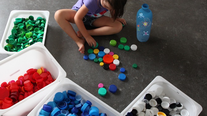 Έξυπνα προϊόντα από ανακυκλωμένα υλικά Title